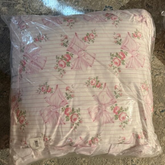 NEW NWT LOVESHACKFANCY RUFFLE THROW PILLOW IN PINK MINT $225 - Picture 3 of 3